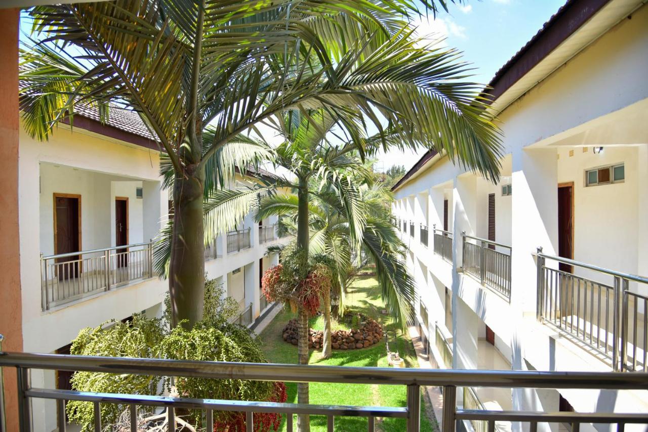 Chamba Valley Exotic Hotel Lusaka Exterior foto