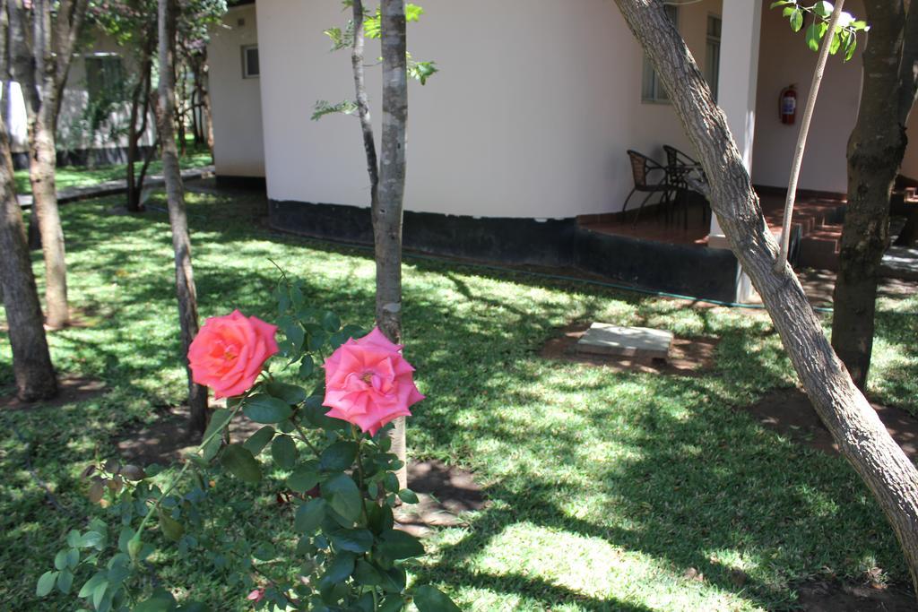 Chamba Valley Exotic Hotel Lusaka Exterior foto