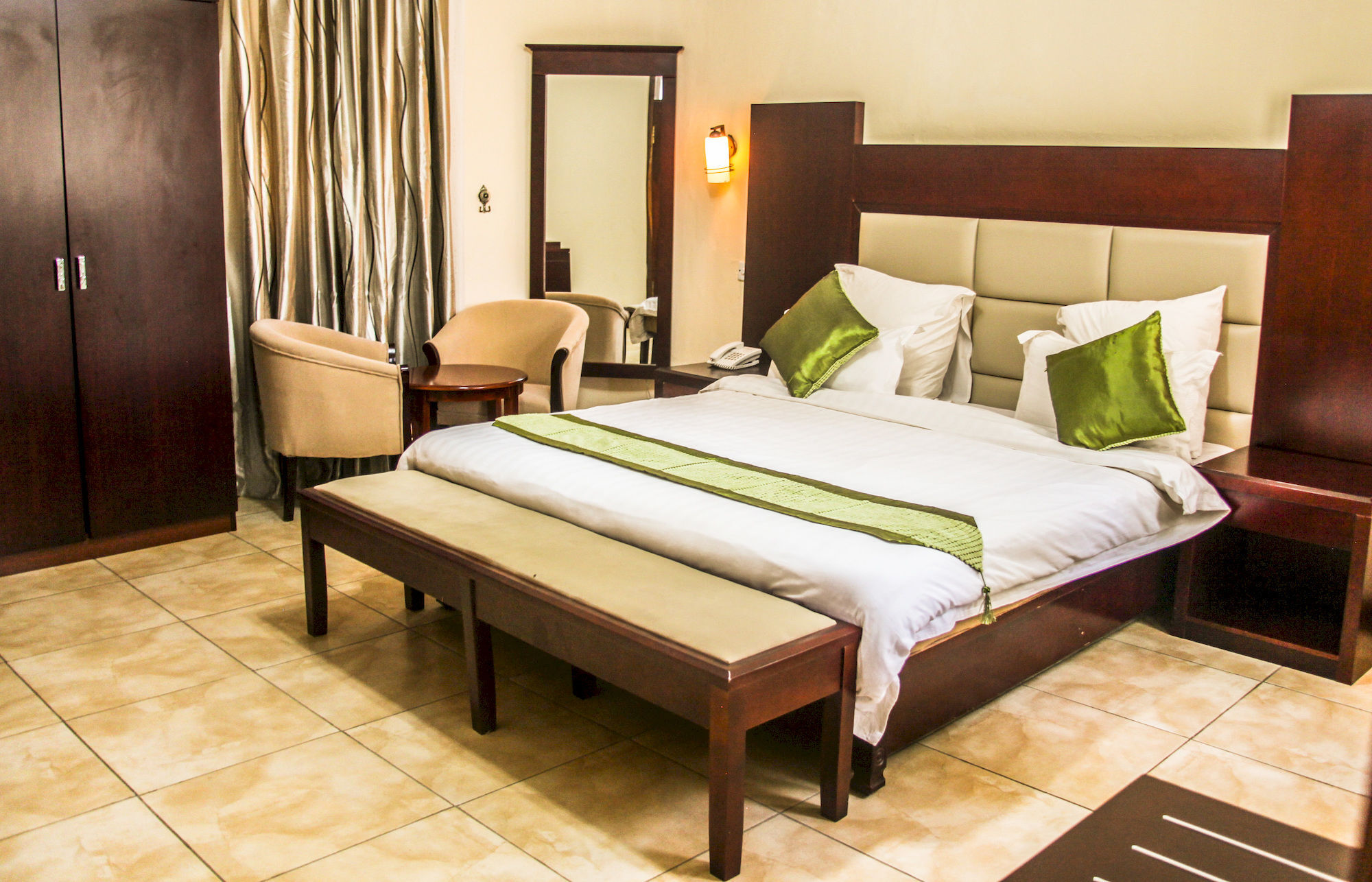 Chamba Valley Exotic Hotel Lusaka Exterior foto